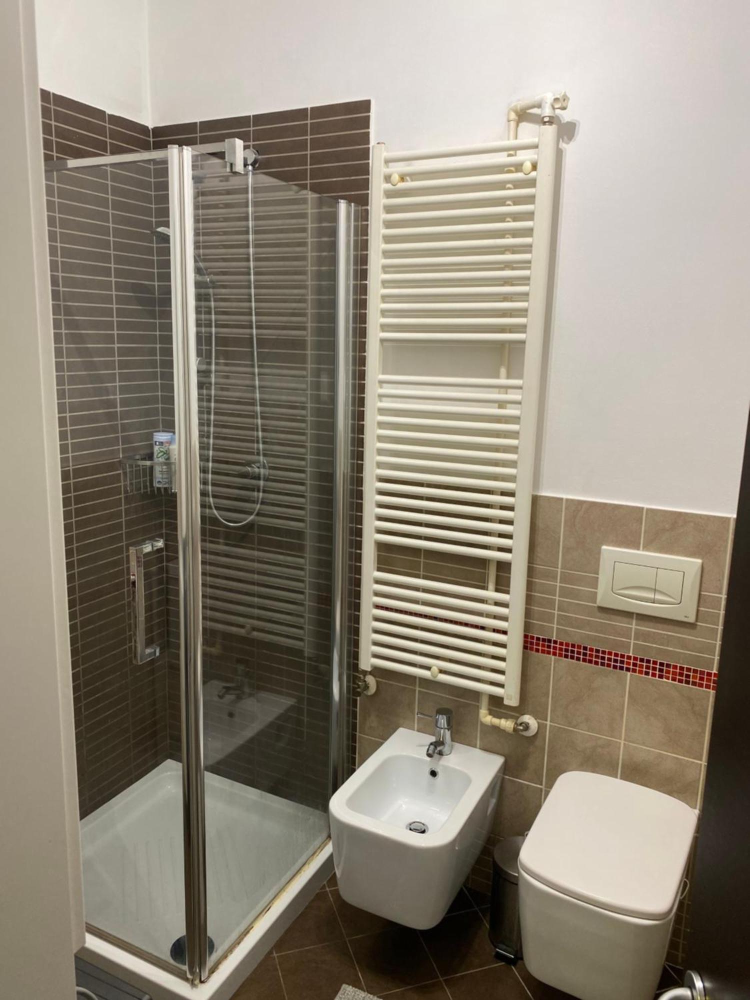בוקרשט Royal Suite Unirii-2 Bdr Apartment מראה חיצוני תמונה
