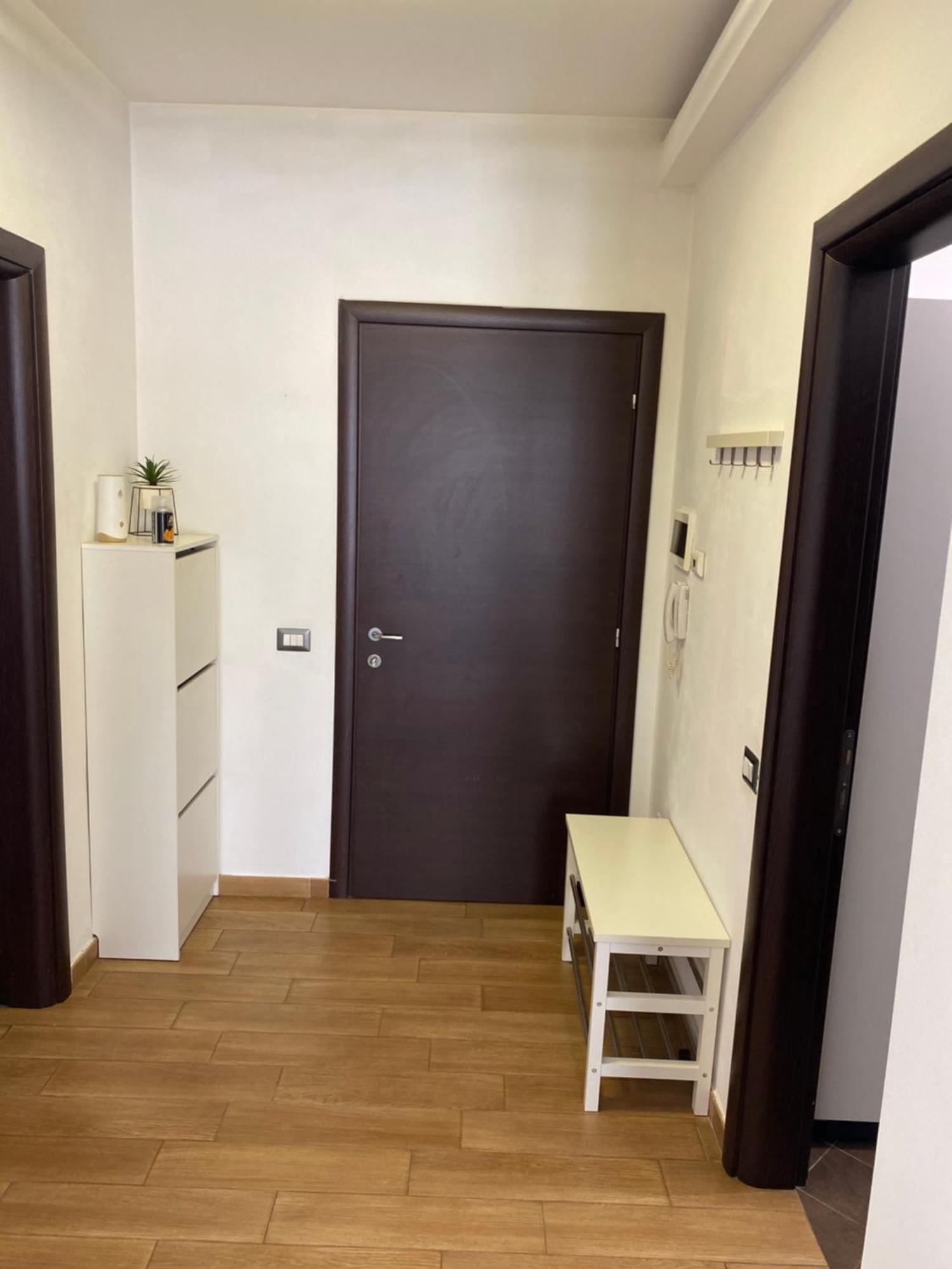 בוקרשט Royal Suite Unirii-2 Bdr Apartment מראה חיצוני תמונה