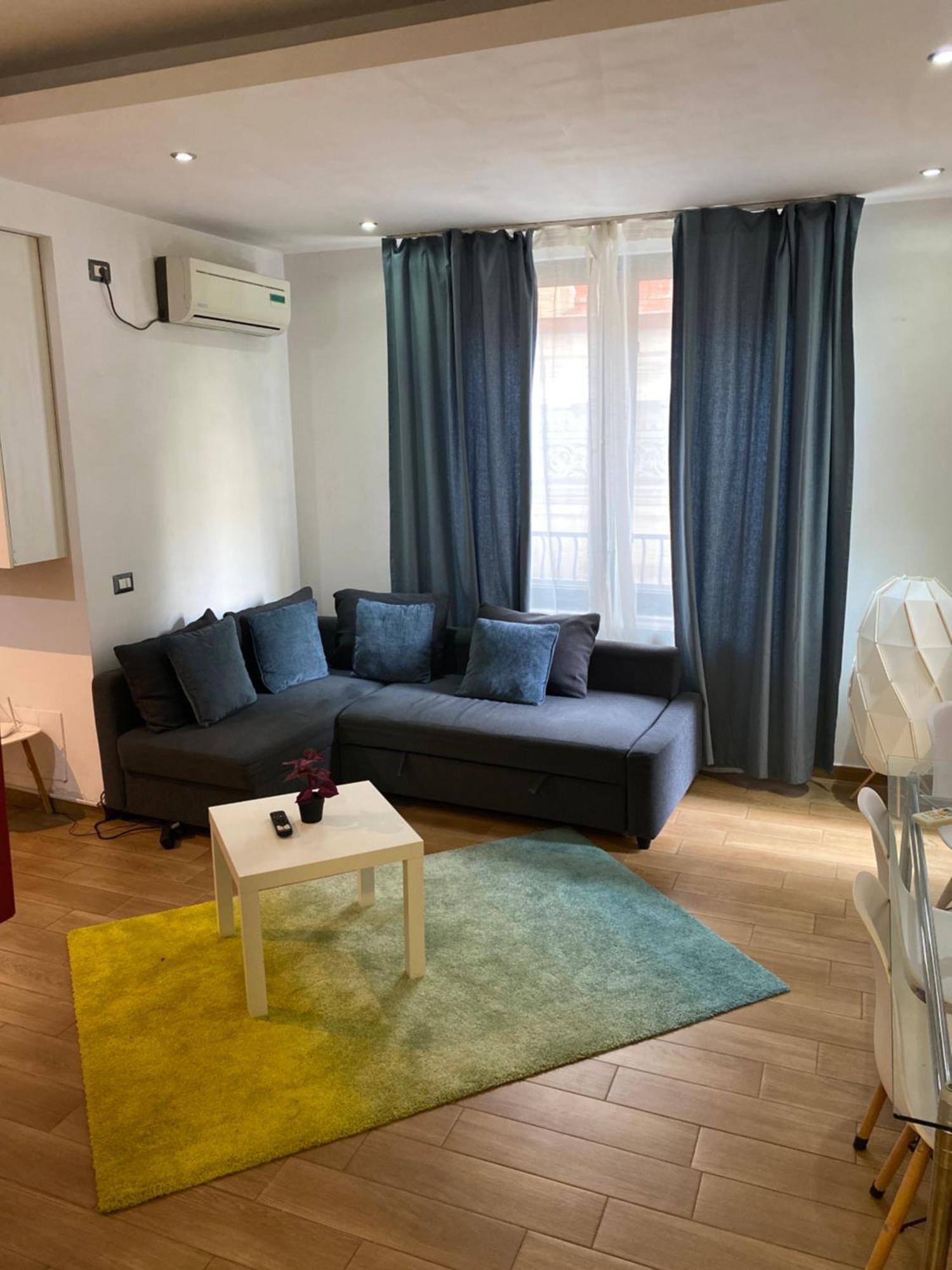 בוקרשט Royal Suite Unirii-2 Bdr Apartment מראה חיצוני תמונה